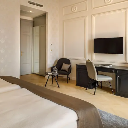 Imperial - By Liburnia & أوباتيا